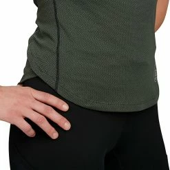 Ultimate Direction Women's Cumulus Tank -Cold Ready Shop 10525209x1038006 vAlt2