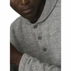 Prana Men's Tri Thermal Threads Henley -Cold Ready Shop 10531603x1041547 vAlt3